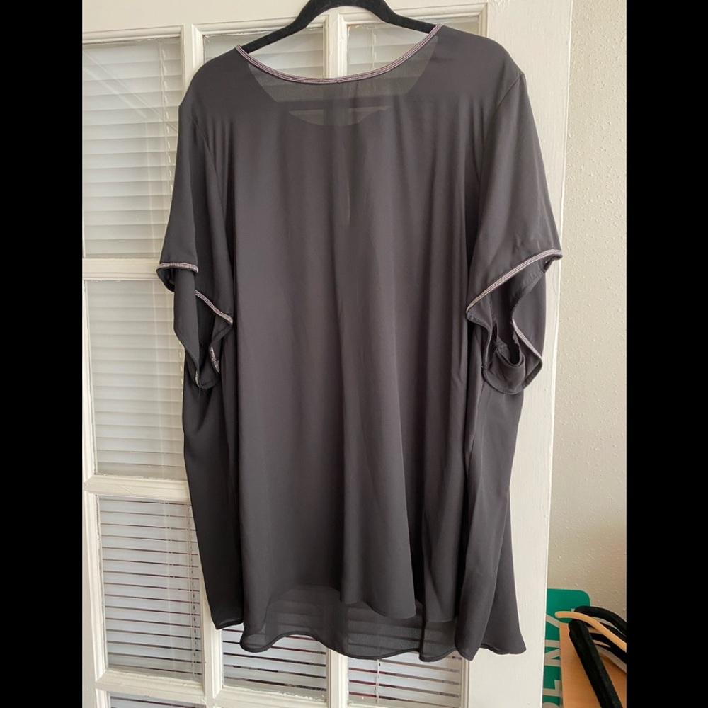 Torrid Black Top Size 5